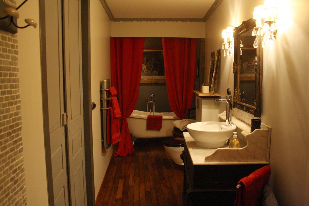 Bed and Breakfast Le Bonheur A La Campagne Lesmont Zimmer foto